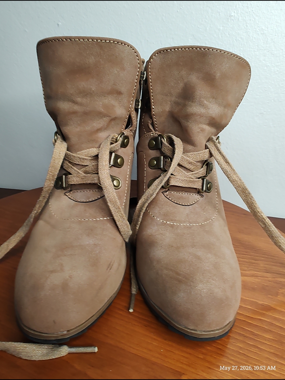 Nautica Wm 8.5 Tan Suede Heels Lace-Up Ankle Boots Outdoors Marine Casual